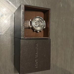 Michael Kors Sawyer Grey Dial Grey Leather Ladies Watch MK2432